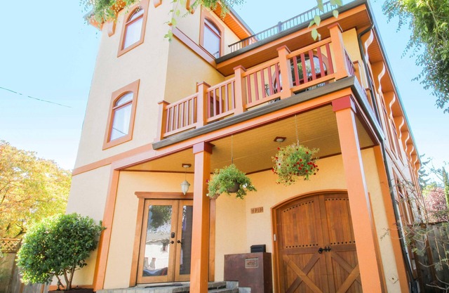 THE PORTLAND VILLA - In the heart of NE Portland, Alberta Arts District
