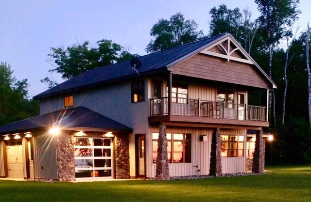 The Ridge ! New Home, Amazing View, Perfect Location! With Room For Everyone !nn