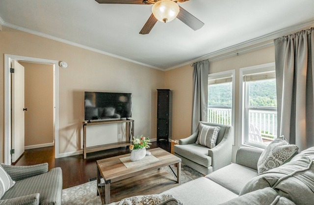 The Riverhouse | On The Water | Large Deck Space! | 3 Bed, 2 Bath