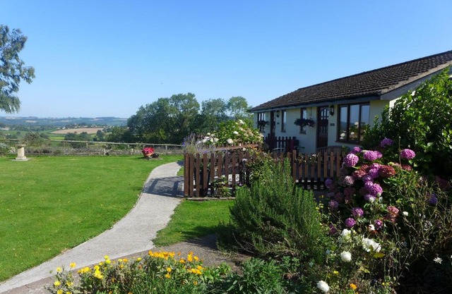The Rock self-catering holiday cottage and garden lodges
