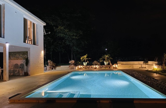 The Rock Star's Villa with Private Pool and Beach
