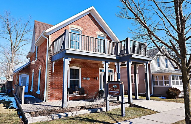 The Rowe House Cottage Rental