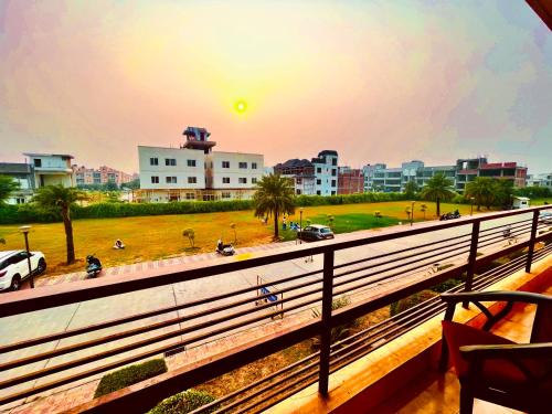 The Sapphire Resort 1,2,3 bedrooms villas available in omaxe vrindavan - A Four Star Luxury Resort