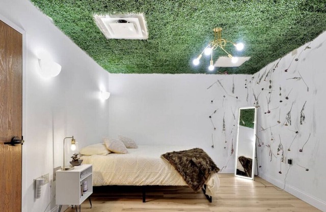 The Secret Garden - Room 4
