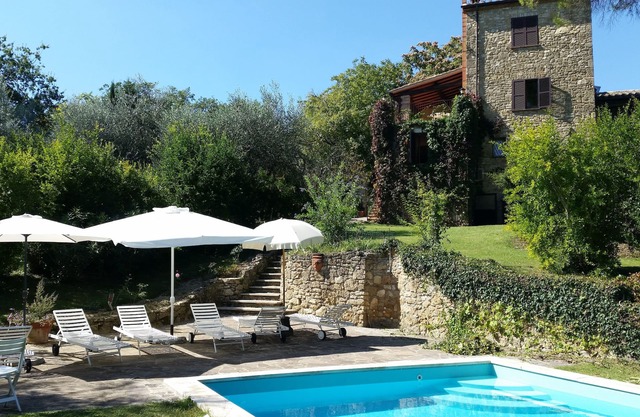 The SECRET TUSCANY - TUSCAN SECLUDED VILLA