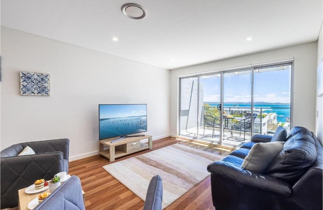 The Shoal 503 Avra Seabreeze