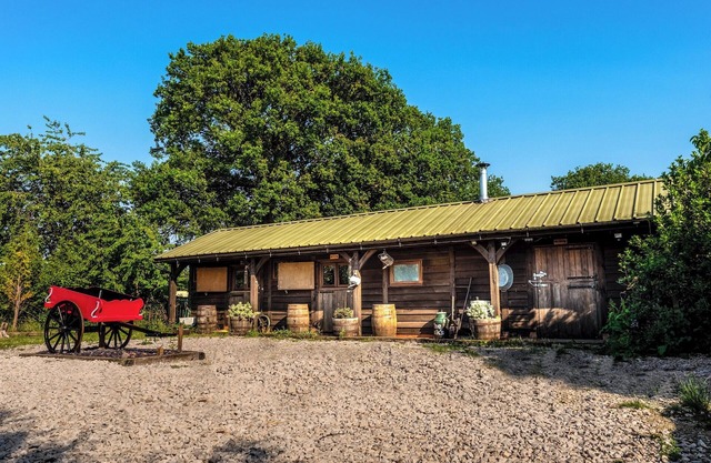 The Stables at the Oaks