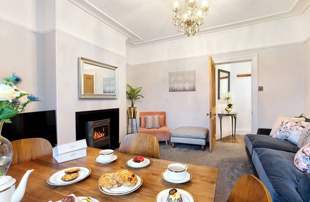 The Stanley Suite -1 bedroom apt, Harrogate. Free Parking. Garden. Dog Friendly.