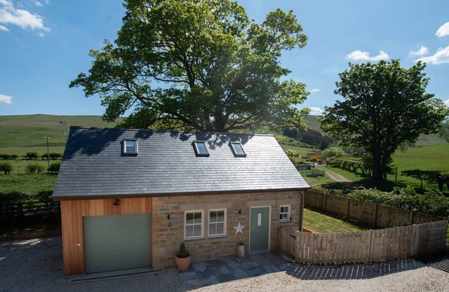 The Star Barn - gorgeous holiday home set in the National Park