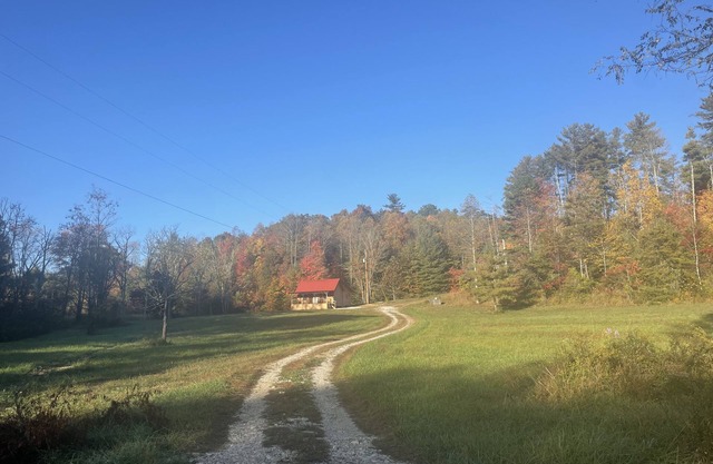 The Stillhouse Cabin, mins from Red River Gorge