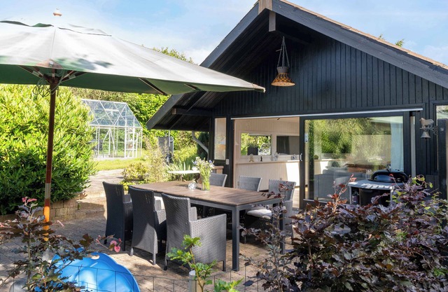 The summer house in peaceful Nyrup.