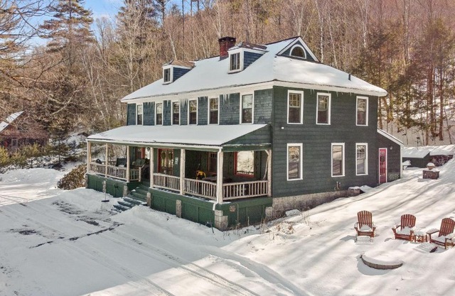 The Sun and Ski - Adirondack Home