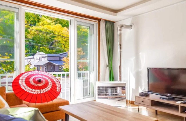 THE SUNLIGHTUse of Sulphuric Acid when cleaning - THE SUNLIGHT / Sapporo Hokkaidō