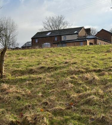 The Tack Store, Modern 3 Bed, 6 person, Barn in a Rural Setting with Great Access