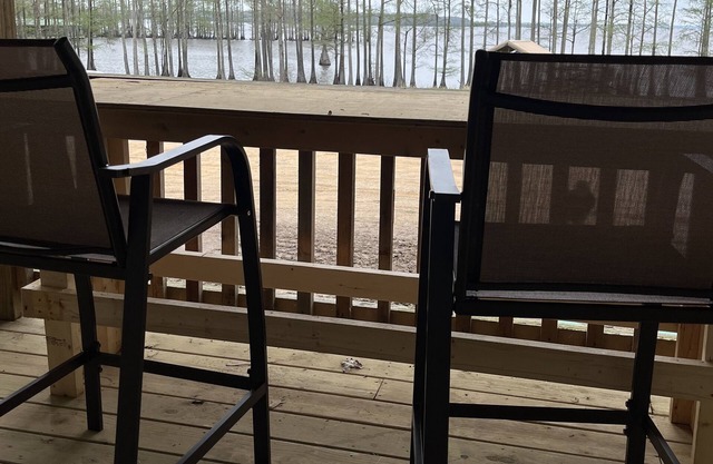 The Texas Rig - Cabin on Caddo Lake