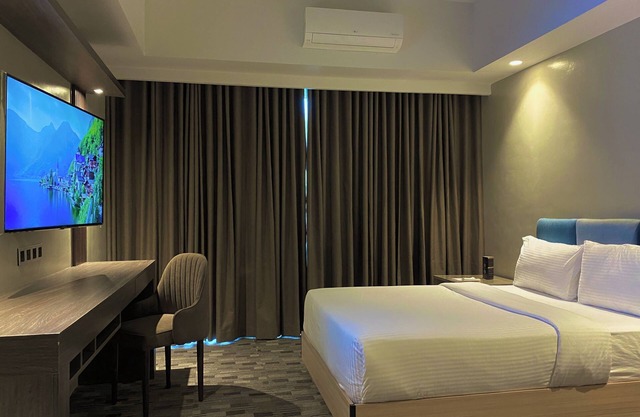 The Tribute Hotel