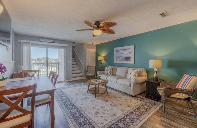 The Turtle House- Quiet complex, 2 BR/2 BA
