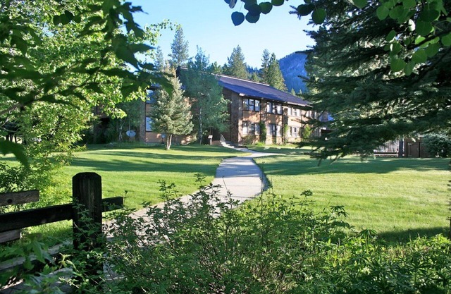 The Ultimate Lodge for retreats, family reunions or Destination Weddings