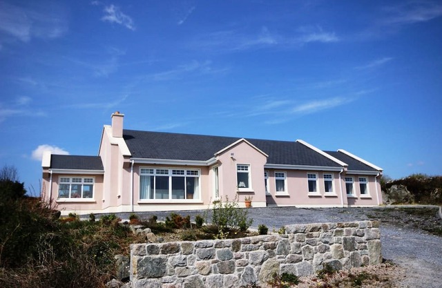 The Uplands Spiddal family friendly and spacious