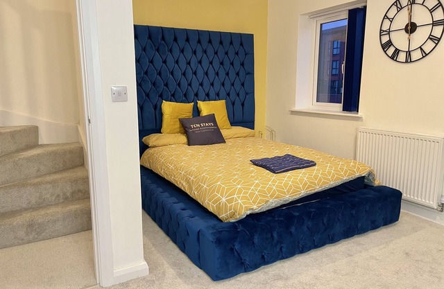 The Valley - Luxurious New Build House W/Anfield Stadium View!