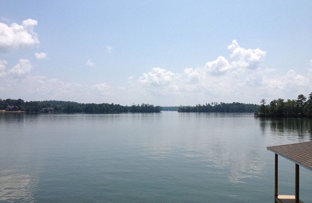 The View-This Family-friendly Space Is Excellent For Water/sport Enthusiasts
