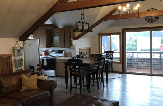 The Village Bungalow is a spacious second story one plus bedroom flat.