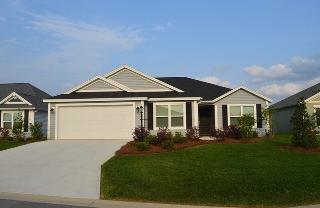 The Villages-DeSoto, 3/2 Home Cul-de-Sac, Pet-Friendly with Golf Cart Option