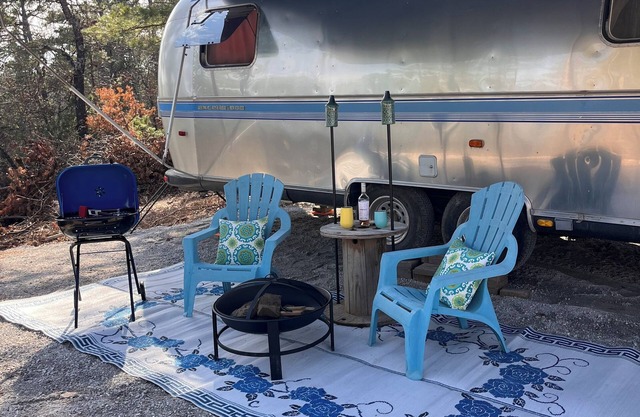 The Vintage Vue Airstream