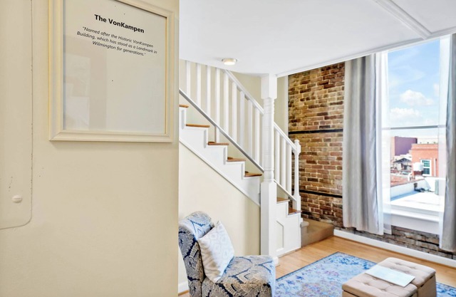 The Vonkampen on Front! Perfect location in the Heart of Downtown!