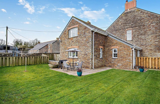 The Wash House - Cannalidgey