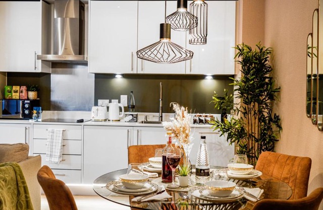 The WaterHouse Avenue by Kandara 5 Star City Home in Maidstone