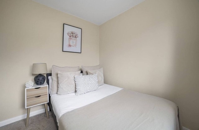 The Wimbledon Park Luxury Room