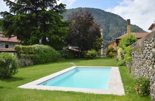 The wonderful Chalet with the private swimming pool on Lago Maggiore