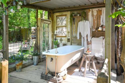 The Woodlands Retreat