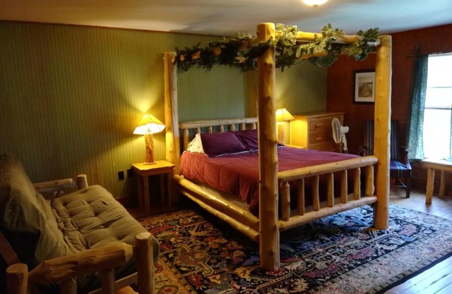 The Woods Inn