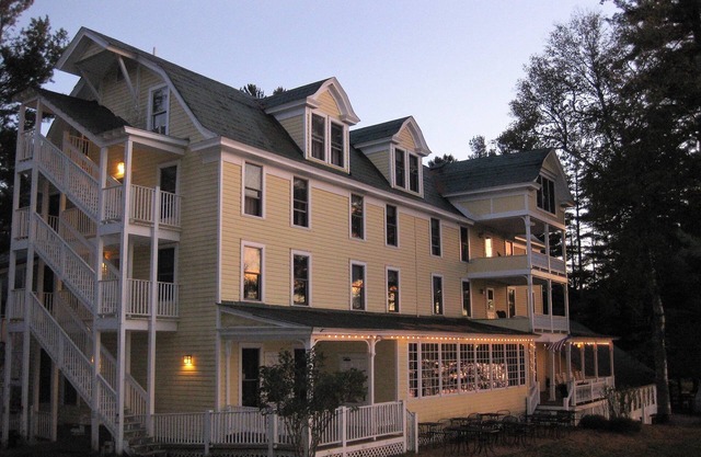 The Woods Inn