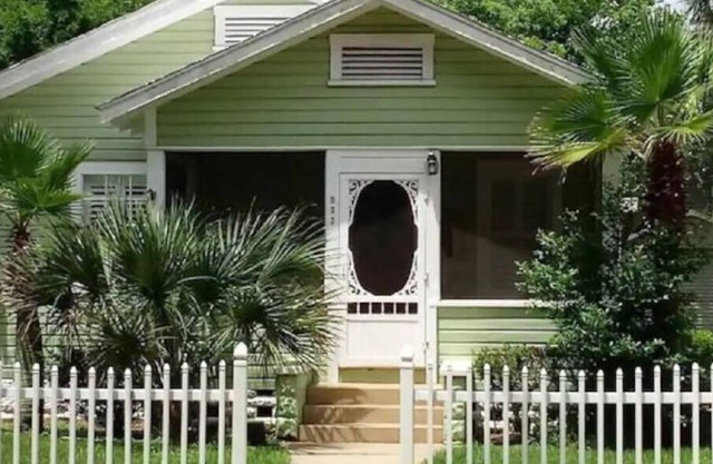"THE WOW COTTAGE" - Historic District - Mount Dora's Biggest "WOW!"