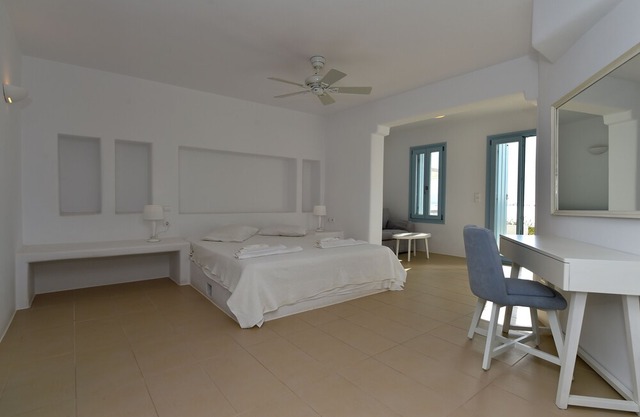 Thea Villas 2, Breathtaking Panoramic View To The Sea & Sunset, private pool