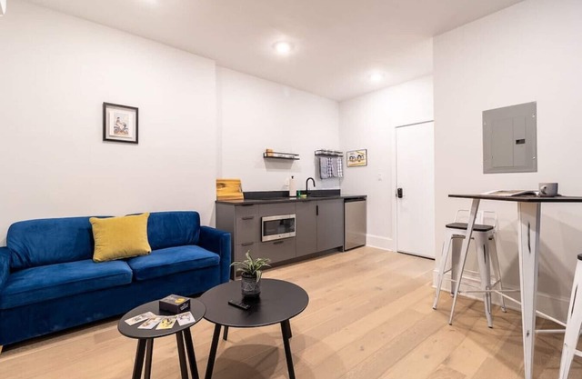 Thena Hotel - Beautiful 1 Bedroom