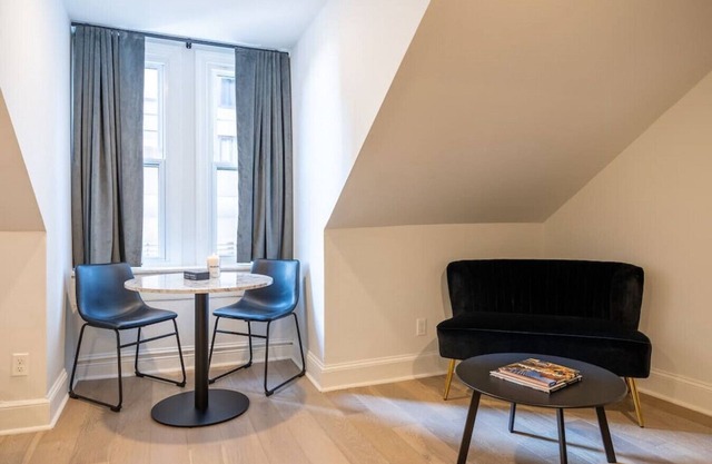 Thena Hotel - Spacious Studio