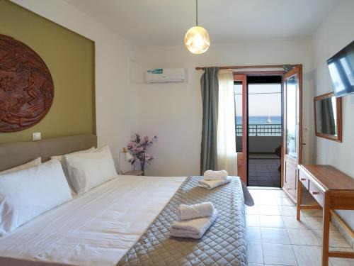 Theodora Suite by Pegasus