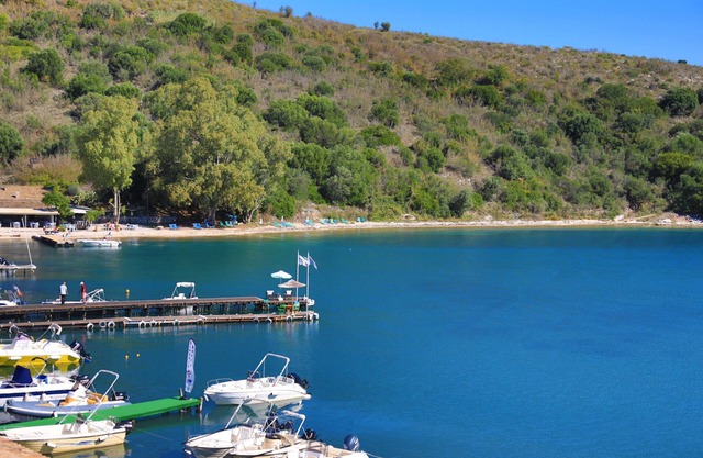 Theophilos 2: Amazing location, Bay views, A/C, WiFi, sleeps 4