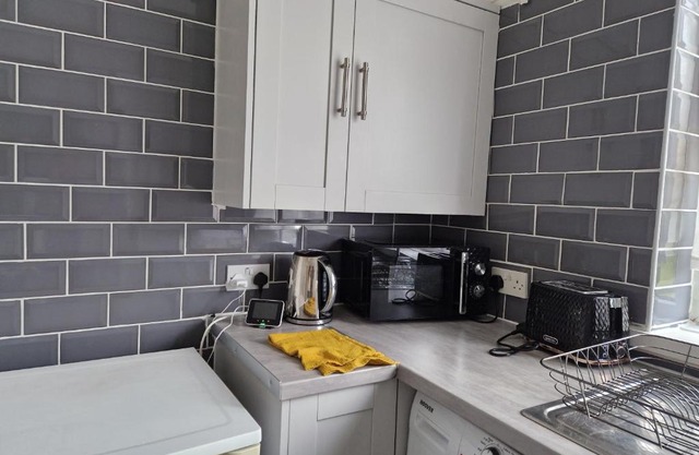 Therence Accommodations can sleep up to 4 Guests in Chesterton, Stoke on Trent