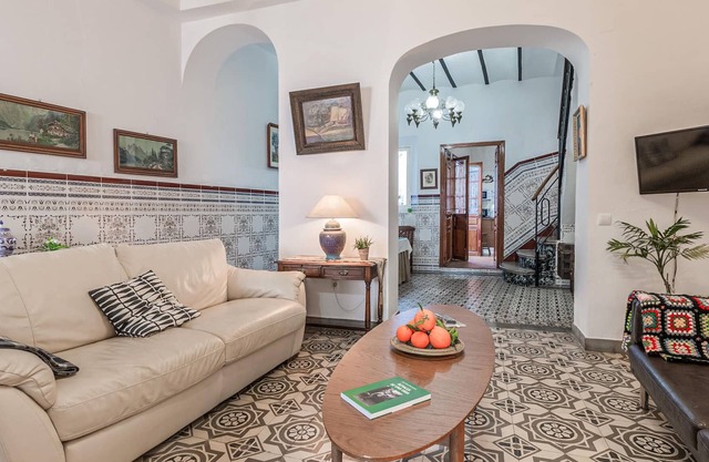 This attractive vacation home is the ideal place for a nice and relaxing vacation.