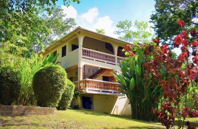 This house is a 2 bedroom(s), 2 bathrooms, located in Cristo Rey Village, Cayo District.