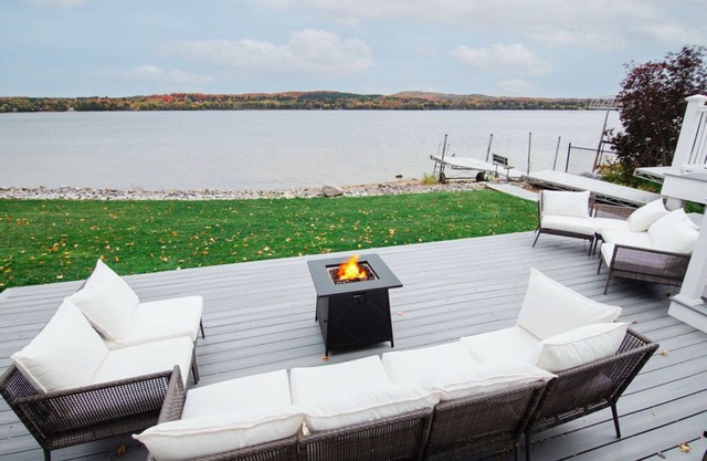 This house is a 3 bedroom(s), 4 bathrooms, located in East Jordan, MI.