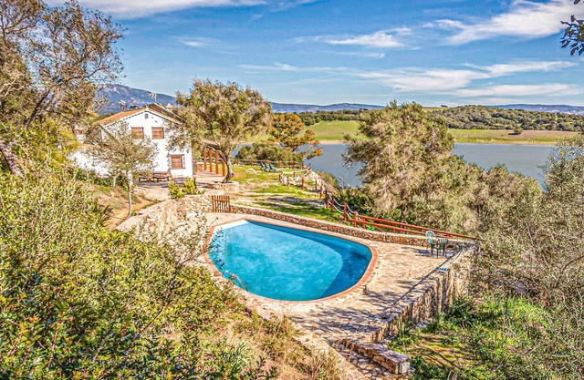 This luxury country house is located in the town of Alcalá de los Gazules in the province of Cadiz.