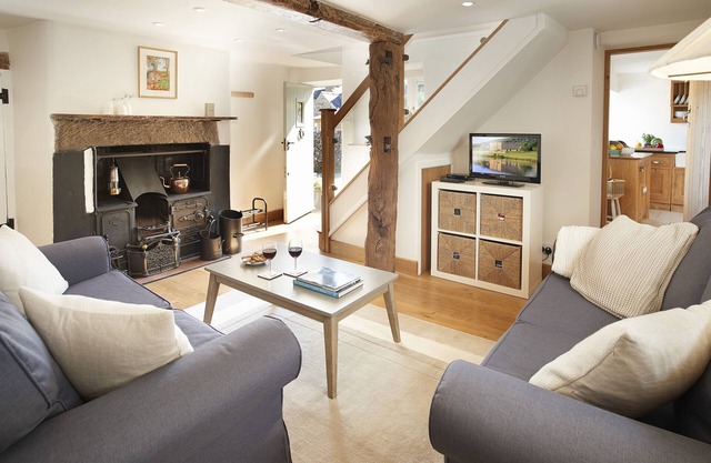 This pretty limestone semi-detached cottage is in a quiet spot near Bakewell.