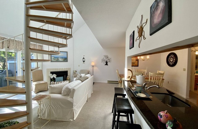 This spacious Billington Village condo features updated kitchen and 2 BRs plus a loft sleeping area.