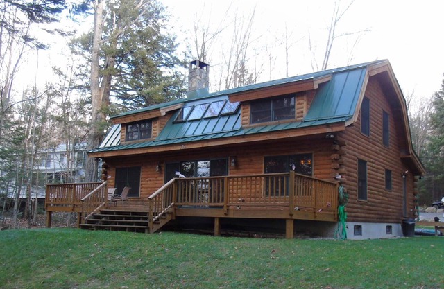 Thompson Lake 3 Bedroom 2 Bath Waterfront Home